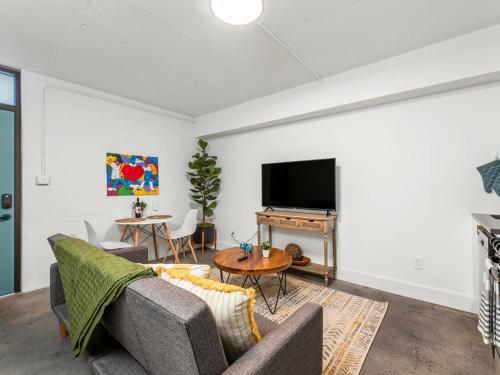Apartamento Chic Studio With Queen Bed, City Walkable!