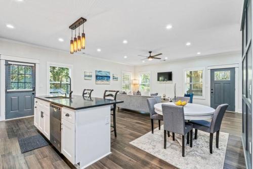Villa Warm Cozy Bungalow With A New Home Feel.