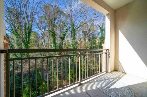 Apartamento ? Chic 1 Bdrm In Buckhead, 3 Min Walk To Park ?