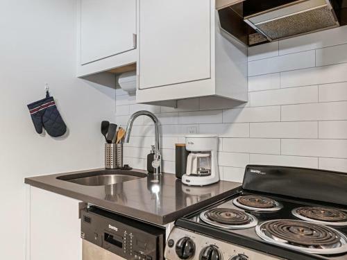 Apartamento Crafty Studio With King Bed, City Walkable!