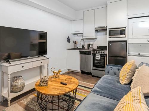 Apartamento Crafty Studio With King Bed, City Walkable!