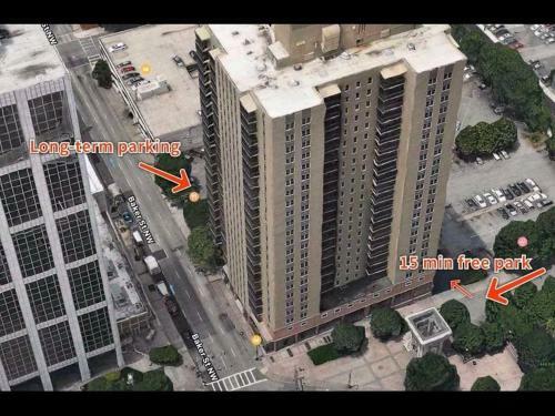 Traditional 1bed 1bath Condo Downtown Atlanta