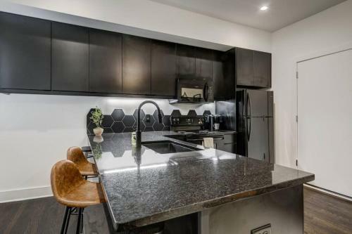 Apartamento Studio9forty 1br Midtown Oasis