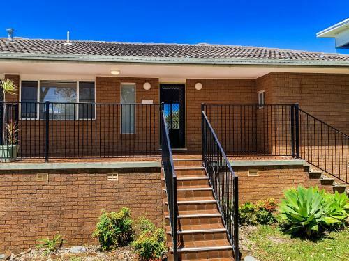 The Sandcastle - 4 Bedroom House