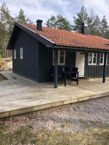 Lodge H�llestrand Cottage -sillen