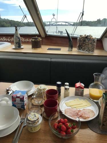 Nice Vip Cabin In A Luxurious Yacht