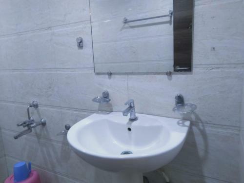 Hotel Sai Heera Residency Shirdi