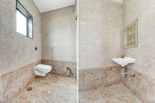 Oyo 85825 Hotel Sai Suman Executive