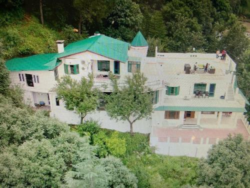 Starry Meadows, Luxurious 3bhk With Mountain View