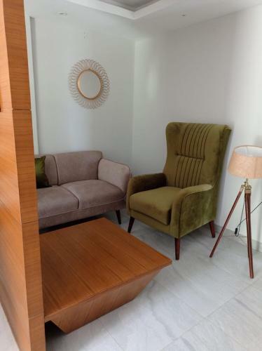 Luxurious Apartments In Chester Hills Solan