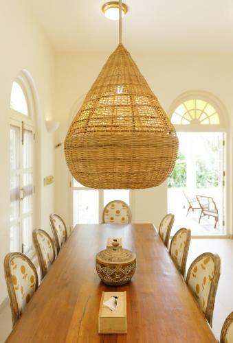 Villa Loto Bianco By Hireavilla, Siolim
