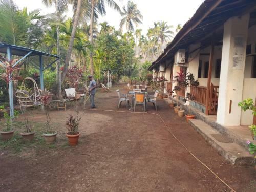Hotel Savli Resort Shriwardhan