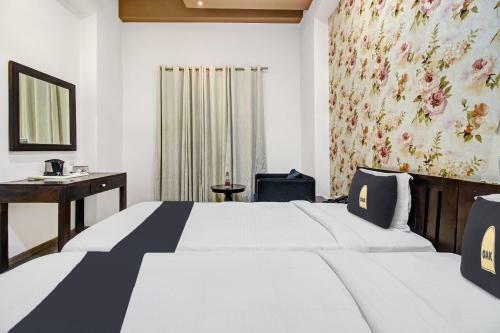 Townhouse Oak 46940 Hotel Vrindavan