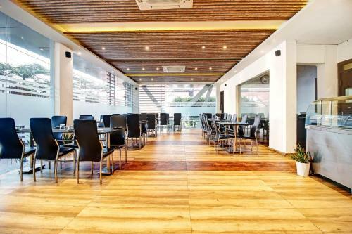 Townhouse Oak 46940 Hotel Vrindavan