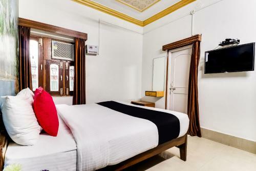 Capital O 7418 Hotel Vijay Delux