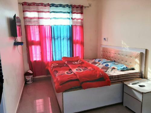 Hostal City Crown Guest House