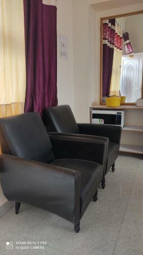 Hostal City Crown Guest House