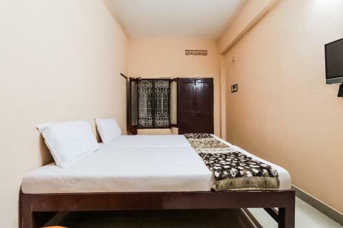 Hotel Vaccinated Staff - Spot On 46039 Tarangini Residency