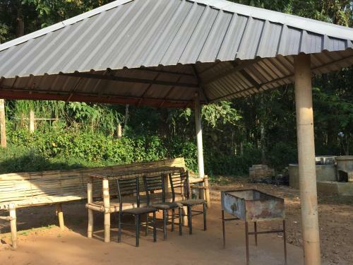 Hotel Wayanad Cave N Pillar Resort