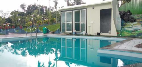 Hotel Wayanad Cave N Pillar Resort