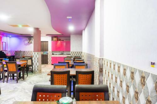 Oyo Flagship 42754 Hotel Sanket