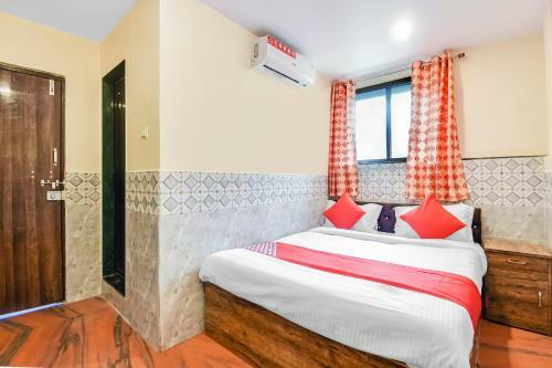 Oyo 48837 Hotel Suvarna