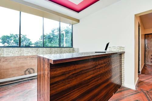 Oyo 48837 Hotel Suvarna