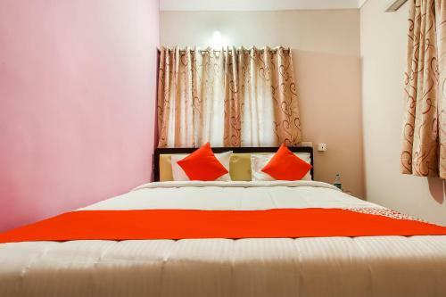 Hotel Oyo 62852 Olympic Club House
