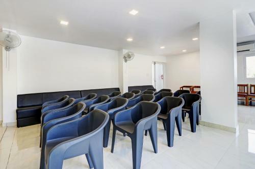 Hotel Townhouse Oak Sharoz Residency