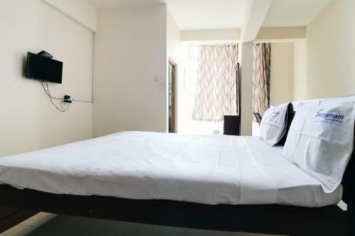 Hotel Spot On 39663 Sangamam Residency