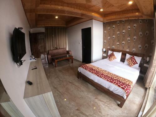 Bed & Breakfast Sharma's Destination, Mashobra