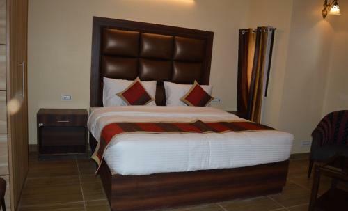 Hotel Home Inn Shimla B&B
