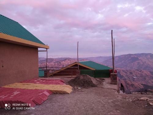 Zazroo Mud Cottages Home Stay