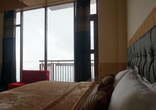 Hotel Ditto Room Kufri Ashray