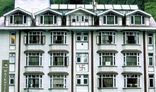 Hotel Majestic Grand