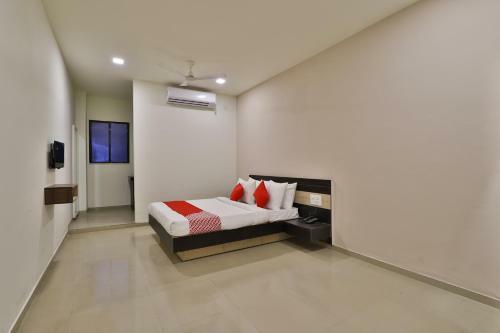Oyo Flagship 30791 Hotel Shagun Canal Rd