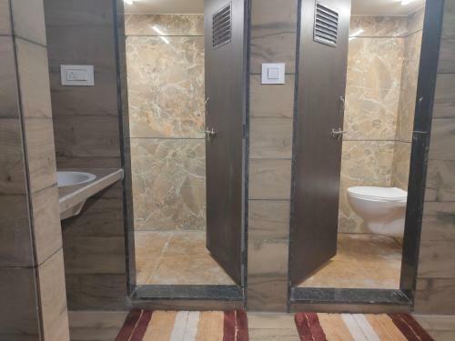 Albergue Aman Dormitory And Guest House