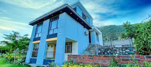 Tulsi Hill 3 Bhk Villa In Udaipur