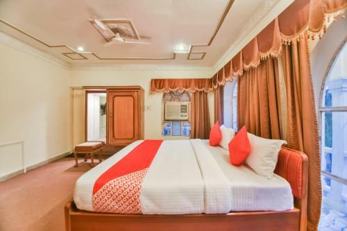 Oyo Flagship 47097 Hotel Raj Kesar