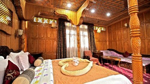 Hotel Meena Group Houseboats