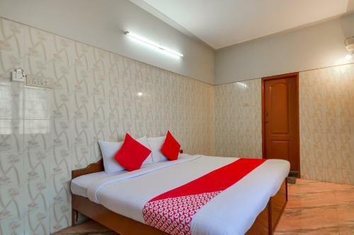 Oyo 70514 Hotel J P Castle