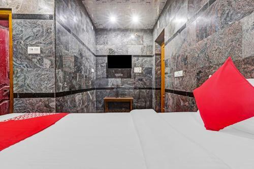 Hotel Oyo 85131 Kala Ressidency