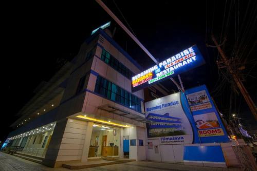Hotel Blooming Paradise