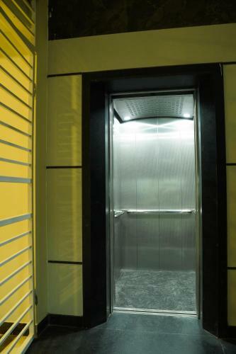 Hotel Manjhi Residency