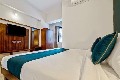 Hotel Silverkey Executive Stays 44127 Thumbay Comforts