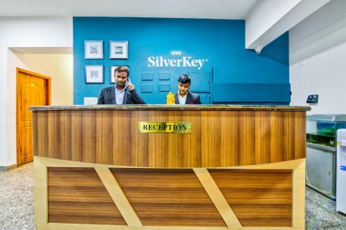 Hotel Silverkey Executive Stays 44127 Thumbay Comforts
