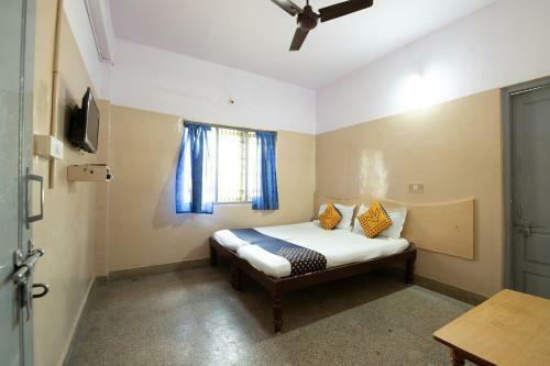 Hotel Spot On 66235 Samruddhi Lodge