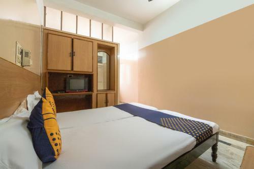 Hotel Spot On 66238 Aishwarya Lodge