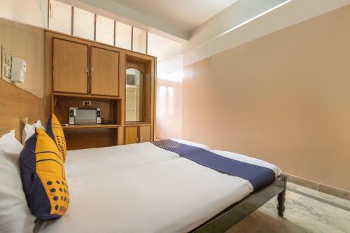 Hotel Spot On 66238 Aishwarya Lodge