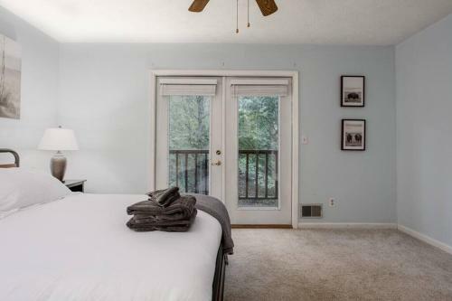 Entire Cozy City Cabin-tvs In Every Room!